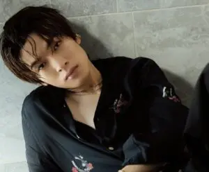 深澤辰哉さんの髪型を真似したい！美容師が教えるスタイリングのコツと